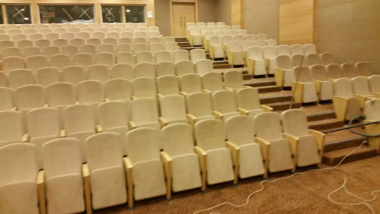 Konferans Koltuğu Fiyatı Rehberi